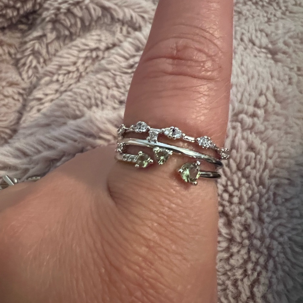 August collection bomb party ring